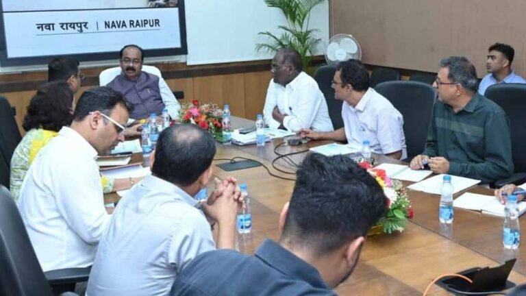संपत्ति करों के युक्तियुक्तकरण के लिए उप मुख्यमंत्री ने सभी नगरीय निकायों की ली बैठक