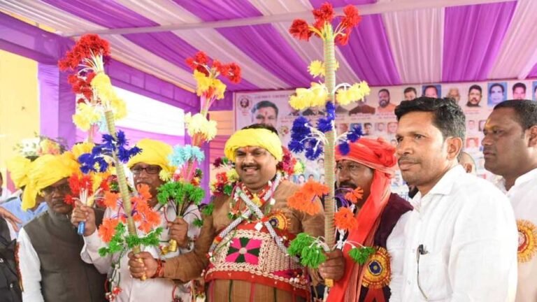 रायपुर: स्कूल शिक्षा मंत्री यादव बोले- सरकार की योजनाओं से जुड़ें, भविष्य को बनाएं उज्ज्वल