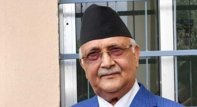 नेपाल राजनीति में हलचल: दो मंत्रियों के इस्तीफे से ओली सरकार पर संकट, सहयोगी पार्टी ने भी किया किनारा