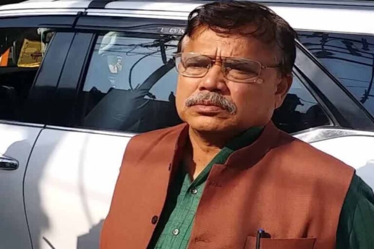 दुर्गोत्सव समितियों को ऊर्जा मंत्री का निर्देश: अस्थाई बिजली कनेक्शन लेकर ही करें झांकी और पंडाल की सजावट