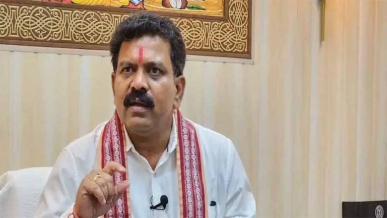 कवर्धा में दुर्गा पंडाल को लेकर विवाद, गृहमंत्री  शर्मा  बोले – परंपरा के अनुसार ही होगी स्थापना