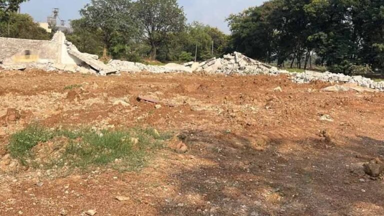 प्रशासन की नाक के नीचे लूट: भोपाल में जमीन गई गुम, जिम्मेदार बेखबर