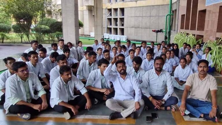 नर्सिंग छात्रा की मौत से हड़कंप! बीएमएचआरसी में लापरवाही का आरोप, निदेशक के खिलाफ सख्त कदम की मांग