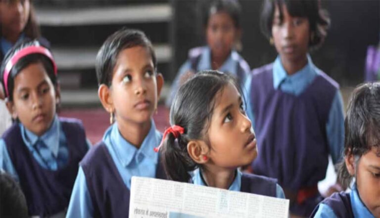 छात्रों के लिए खुशखबरी, दीन दयाल स्पर्श योजना में मिलेगा 6000 रुपए सालाना