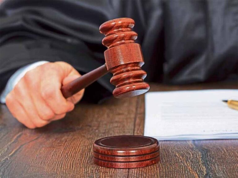 गुजरात HC का बड़ा फैसला: महिला को 27 साल बाद मिली राहत, जानिए कारण