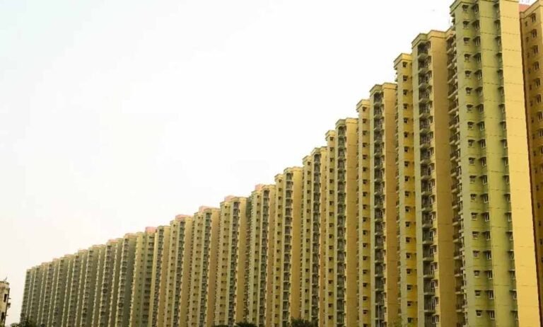 सस्ते में अपना घर पाएं: लखनऊ के फ्लैटों पर 2 लाख रुपये तक की अद्भुत छूट
