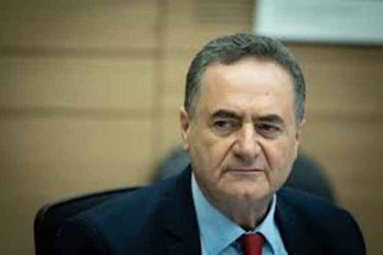 बयान से सनसनी: किस पर भड़के इजरायली रक्षा मंत्री, धमकी में कही ये बात