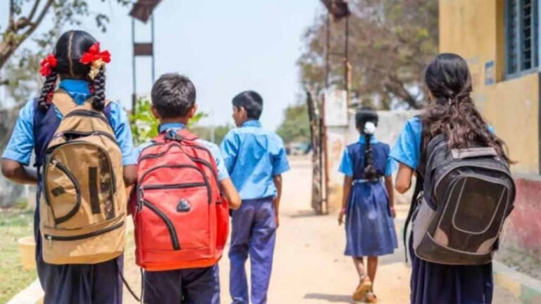 गरीब बच्चों की शिक्षा खतरे में, ग्वालियर के प्राइवेट स्कूलों को दो साल से नहीं मिला फंड