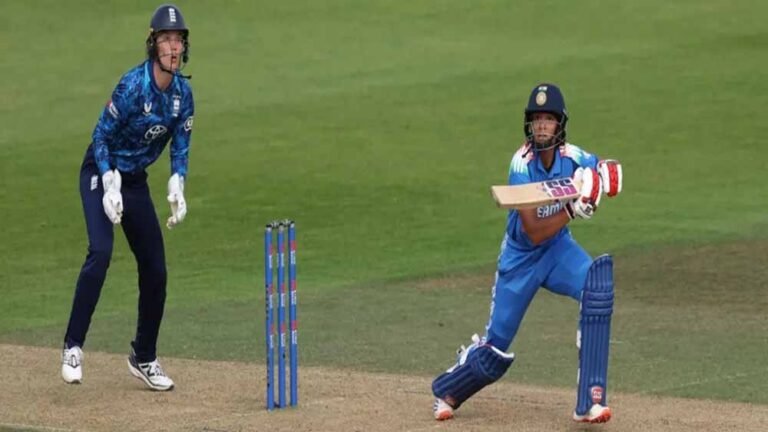 हरलीन देओल और प्रतिका रावल की जोड़ी ने किया असर, भारत की धीमी शुरुआत पर मिला समर्थन