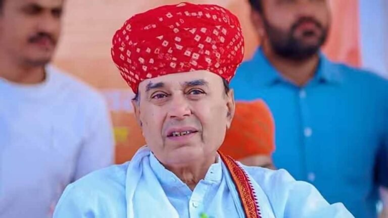 प्रदेश सरकार पूरी संवेदनशीलता के साथ हर समस्या का कर रही समाधान: जोगाराम पटेल