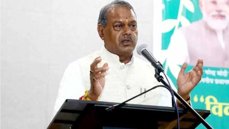 दत्तक पुत्र की भांति वृद्धजनों को अडाप्ट करने पर फोकस किया जाए : मंत्री कुशवाह