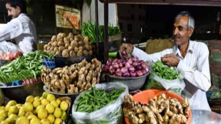 महंगाई पर नया डेटा: अगस्त में खुदरा दर 2.07%, खाने-पीने की चीज़ों के दाम गिरे