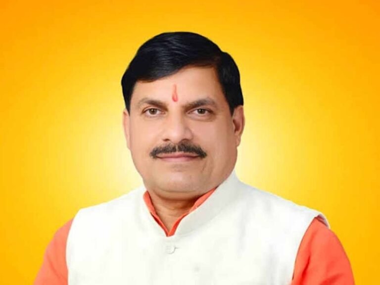 मुख्यमंत्री डॉ. यादव ने बावड़िया पहुंचकर शोक संवेदना प्रकट की