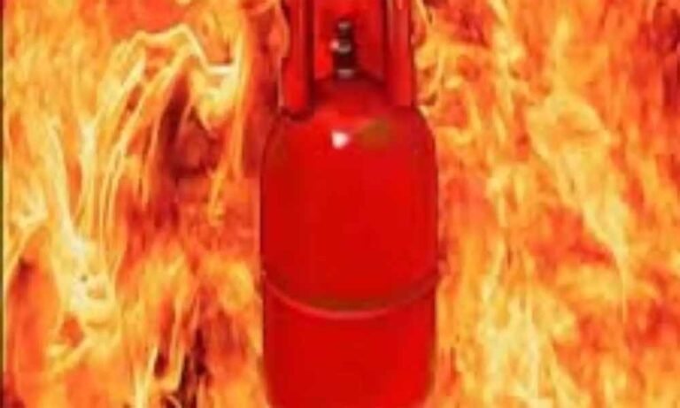 खाने को लेकर भिड़ंत, सिलेंडर से सिर कुचलकर कर दी साथी की हत्या