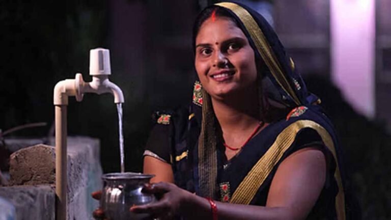 जल जीवन मिशन: नल से पानी ने ग्रामीण महिलाओं की जिंदगी आसान बनाई