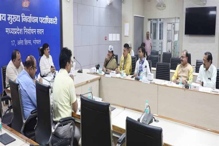 मुख्य निर्वाचन पदाधिकारी ने दी विशेष गहन/संक्षिप्त पुनरीक्षण के संबंध में दी जानकारी