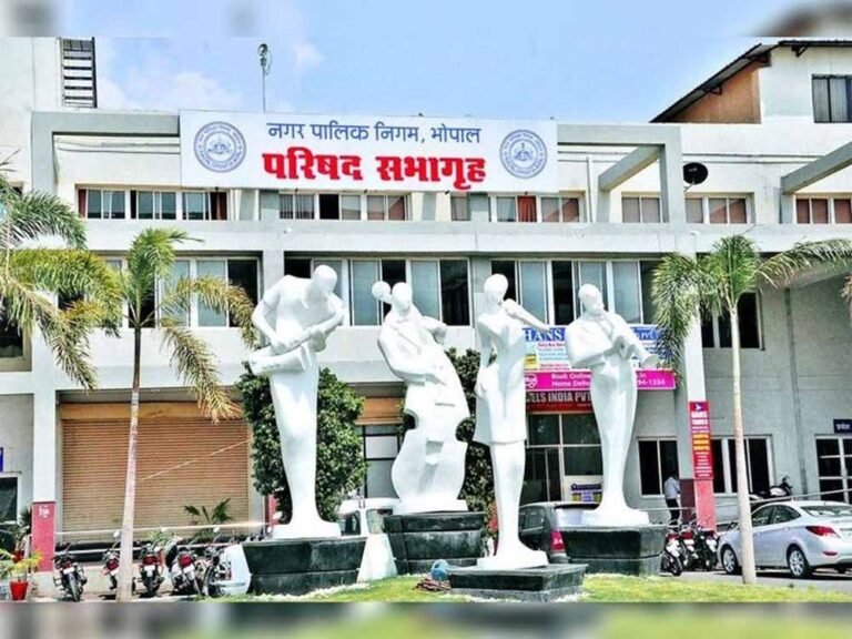 स्वच्छ वायु सर्वेक्षण में कोई प्रगति नहीं, भोपाल पहुंचेगी 21 अत्याधुनिक इलेक्ट्रिक सफाई मशीनें