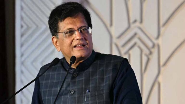 GST दरों में कटौती, पीयूष गोयल ने कहा- उद्योग जगत उपभोक्ताओं तक पूरा फायदा पहुंचाए