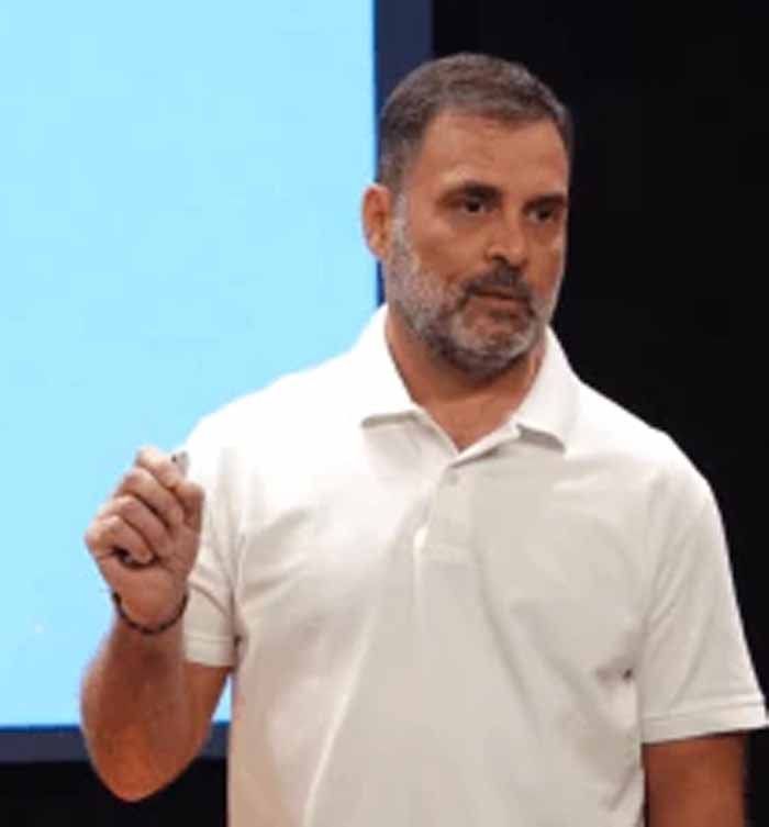 राजनीति की सलाह: दीपांकर ने कहा—कांग्रेस कम लड़े, ज्यादा जीते