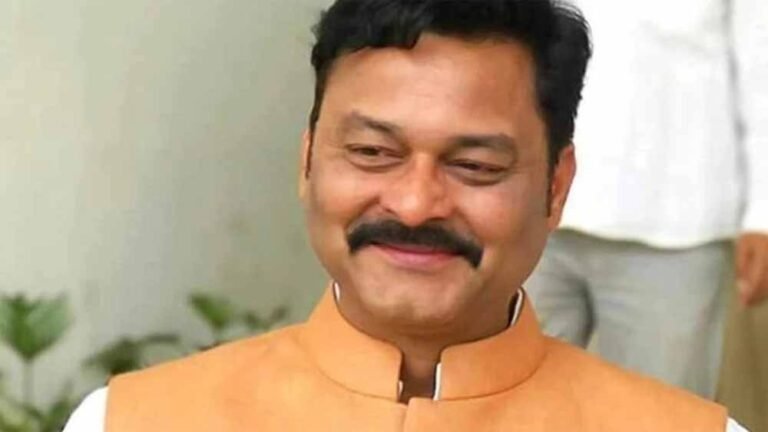 संजय पाठक पर संकट: जज को फोन विवाद में कांग्रेस ने उठाई बर्खास्तगी की मांग