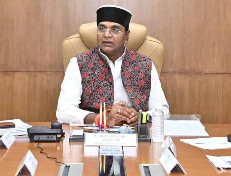 मंत्री सारंग का आह्वान – युवाओं को जनकल्याण व राष्ट्र सेवा में आगे आना चाहिए