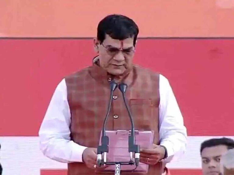 एके शर्मा फिर भड़के अफसरों पर, चेताया- अब होगी सख्त कार्रवाई