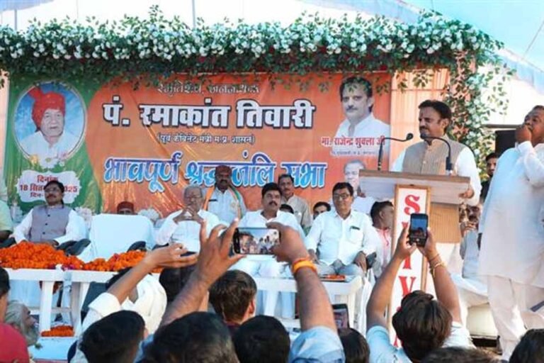 स्व. श्री रमाकांत तिवारी सुचिता के प्रतीक थे : उप मुख्यमंत्री  शुक्ल