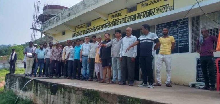 पर्यावरण सुरक्षा का संदेश: गांवों में लोगों को दी जा रही प्लास्टिक उपयोग की समझाइश