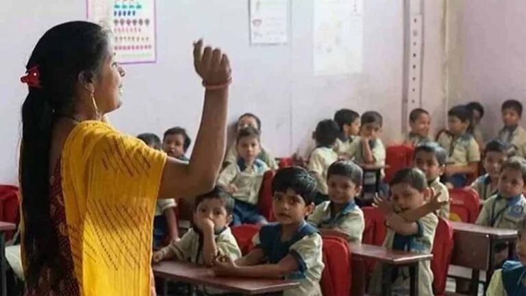 टीईटी परीक्षा अब अनिवार्य, पास न करने पर दो साल में खत्म होगी नौकरी