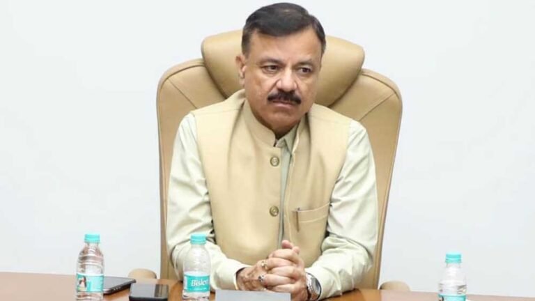 स्कूल भवनों की स्थिति और उनमें आवश्यक सुधार के प्रस्ताव तैयार कर शासन स्तर पर भेजें-  मंत्री सिंह