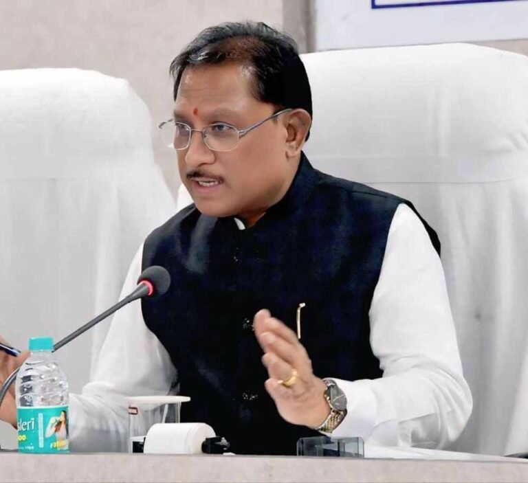 मुख्यमंत्री विष्णु देव साय ने बाढ़ राहत कार्यों की समीक्षा की