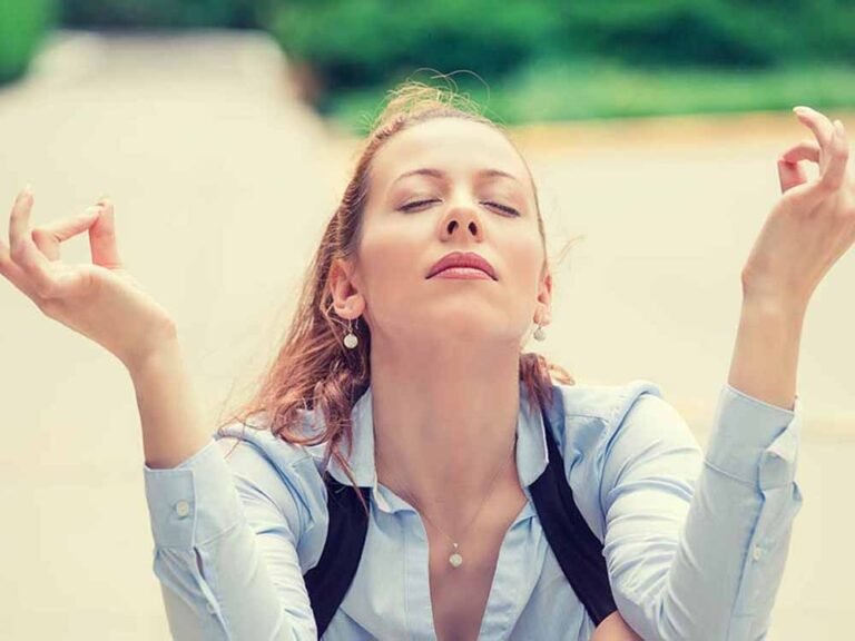 बहुत ज़्यादा टेंशन हो गई है? जानिए मन को तुरंत शांत करने के 5 आसान तरीके