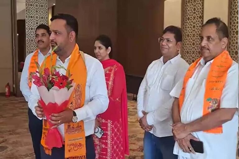 ब्रिटेन से भारत तक निवेश की योजना: यूपी में मेगा प्रोजेक्ट लाएंगे मेयर राज मिश्रा