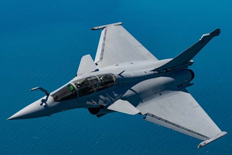 इंडियन एयरफोर्स को मिलने वाले हैं 114 बवंडर’ फाइटर जेट, राफेल F-4 पर फ्रांस से डील फाइनल!