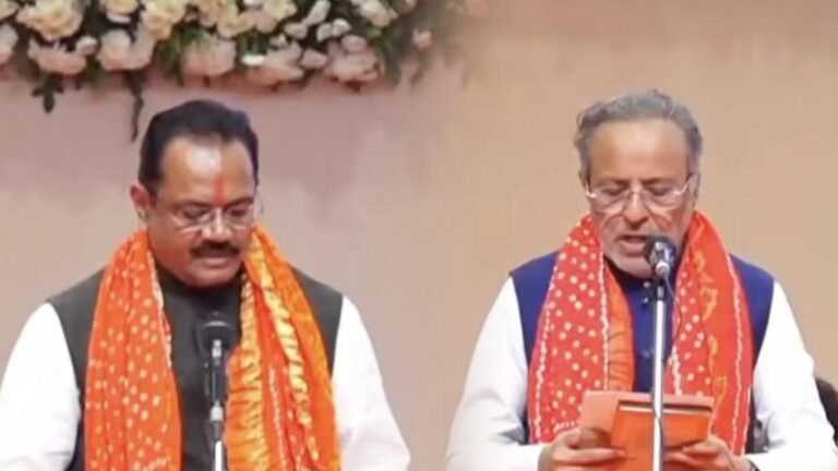 गुजरात में BJP की पूरी कैबिनेट बदली, क्या है विधानसभा चुनाव के पीछे की वजह?