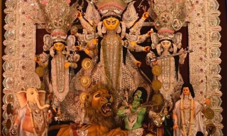 आज महानवमी पर ऐसे करें कन्या पूजन, जानें शुभ समय और सही तरीका