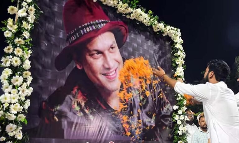 सिंगापुर में गायक की मौत मामले में जुबीन गर्ग के मैनेजर और ऑर्गेनाइजर गिरफ्तार, दिल्ली से गुवाहाटी भेजा गया