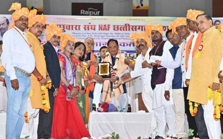 मछुआ समाज के कल्याण के लिए प्रतिबद्ध है हमारी सरकार : मुख्यमंत्री