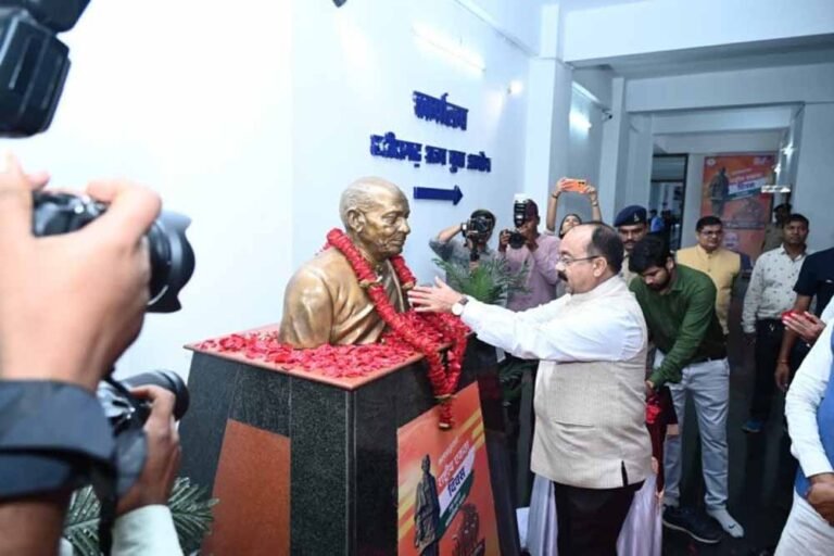 छत्तीसगढ़ के पांचों संभागीय मुख्यालय में लौह पुरुष सरदार वल्लभ भाई पटेल जी की भव्य प्रतिमा होगी स्थापित : डिप्टी सीएम अरुण साव