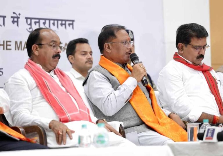 मुख्यमंत्री साय बोले – बस्तर में नए विश्वास और विकास की सुबह — माओवादी कैडर की मुख्यधारा में वापसी