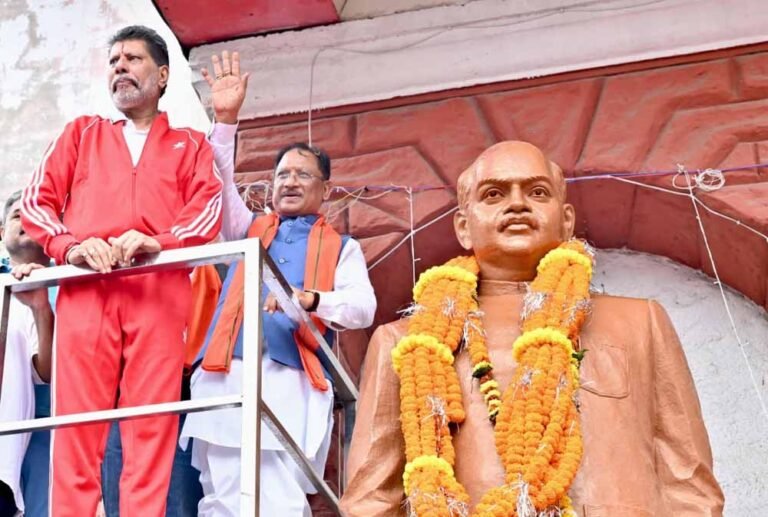 राष्ट्रनायकों से प्रेरणा लेकर आगे बढ़े हमारी भावी पीढ़ी – मुख्यमंत्री  साय