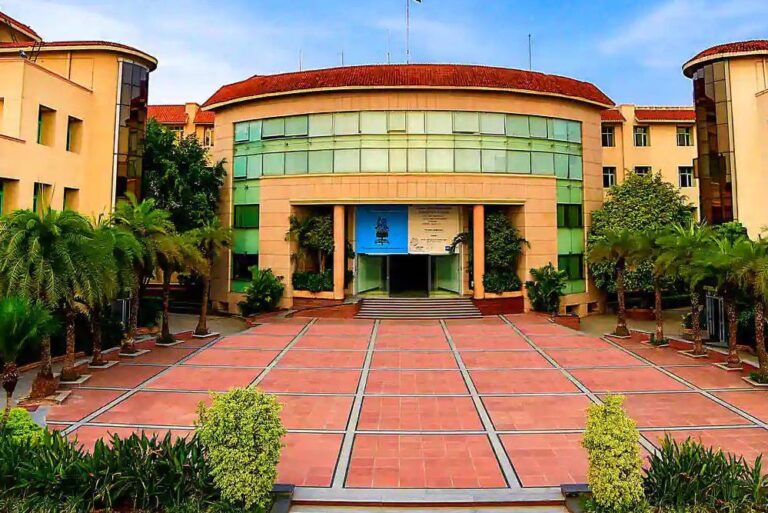 गांवों में शिक्षा सुधार की पहल, छत्तीसगढ़ में खुलेंगे CBSE स्कूल; सरकार देगी आर्थिक प्रोत्साहन