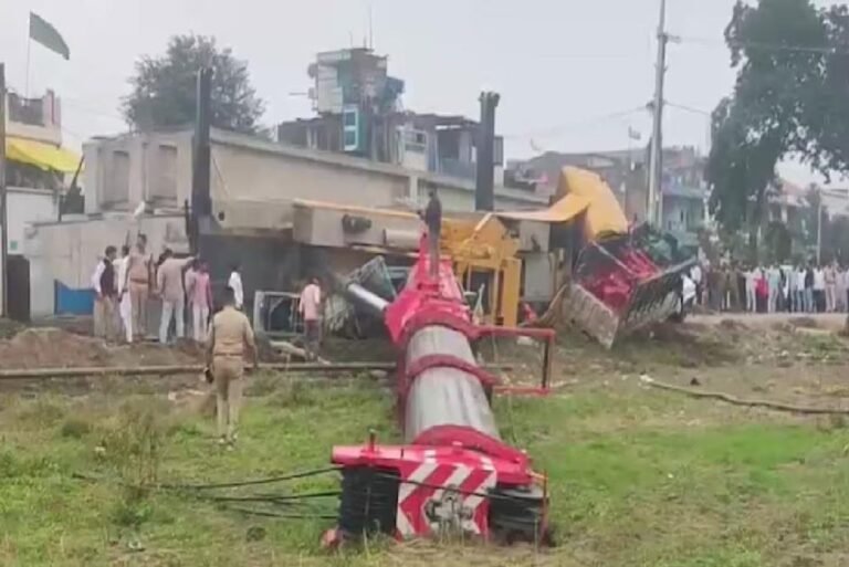 रेलवे ब्रिज कंस्ट्रक्शन के दौरान बड़ा हादसा, धार जिले में क्रेन पलटने से दो मजदूरों की मौत