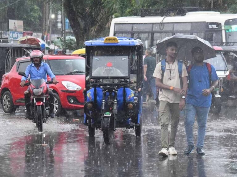 मौसम का कहर: 23 से 27 अक्टूबर तक इन राज्यों में बर्बादी ला सकती है बारिश