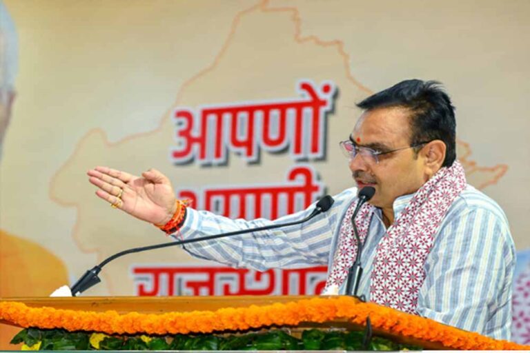 राजस्थान में बड़ा प्रशासनिक एक्शन: सीएम भजनलाल शर्मा ने 210 अफसर-कर्मचारियों पर की अनुशासनात्मक कार्यवाही