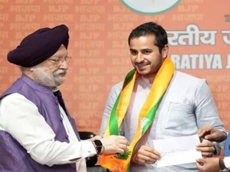 अपनी ही पार्टी पर बरसे BJP नेता, बोले – कश्मीरी पंडितों के नाम पर हुई सियासत