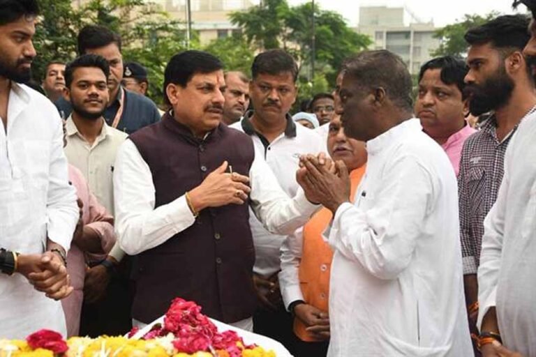 मुख्यमंत्री डॉ. यादव ने पूर्व मंत्री डॉ. चौधरी की माताजी श्रीमती सुमित्रा देवी के निधन पर शोक व्यक्त किया