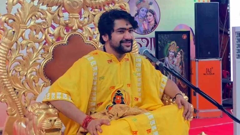 धार्मिक आयोजन में बदलाव: गुरु जी ने दी आज्ञा, बागेश्वर धाम में अब नहीं होंगी VIP मुलाकातें