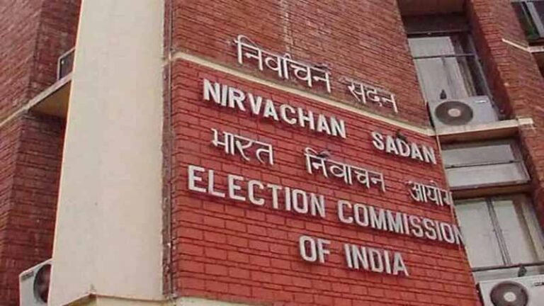 लोकतंत्र का महापर्व करीब: चुनाव आयोग आज खोलेगा SIR की तारीखों का पिटारा