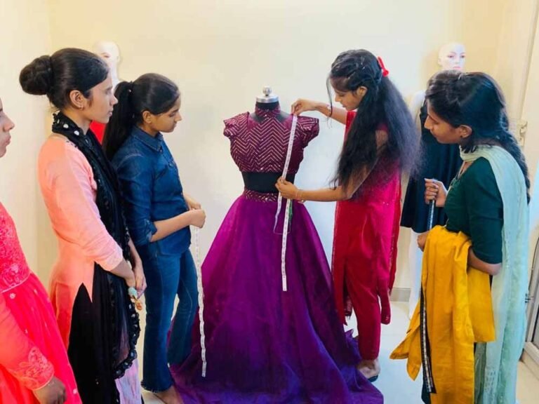 फैशन डिजाइनिंग आधारित स्टार्टअप प्रशिक्षण 30 अक्टूबर से